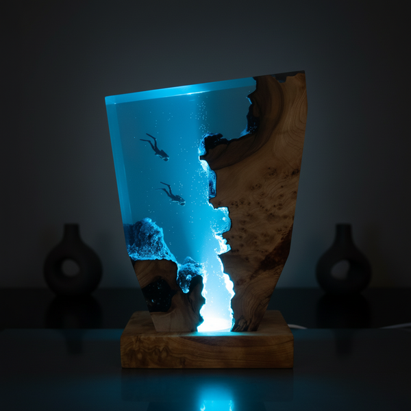 Scuba Divers Night Light Ocean Theme Underwater Resin Lamp